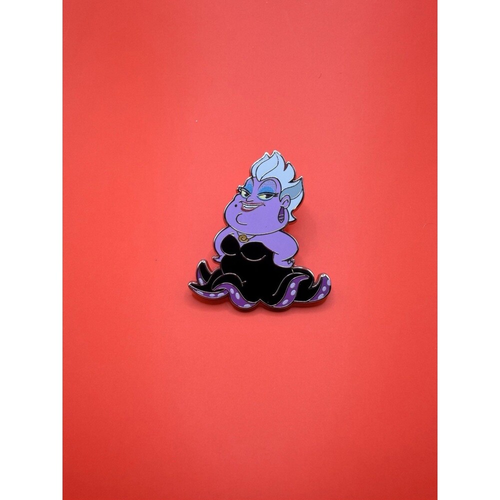 Disney Pin - Villains Booster Pin - Ursula - Little Mermaid - Chibi Style Cutie